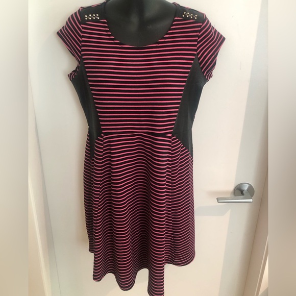 2/$100 JESSICA SIMPSON XL/ 14 FIT - Picture 2 of 11